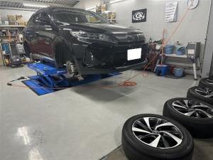 大阪府 四條畷 タイヤ直送・持込交換 ハリアー235/55R18