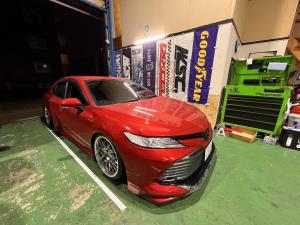 カムリ　ローダウン車のタイヤ交換