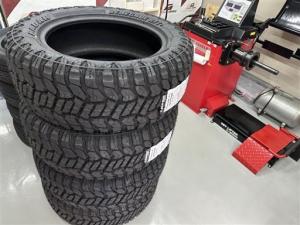 大阪府 四條畷 275/55R20 クロカン用タイヤ・4WDタイヤ交換・タイヤ直送交換 GSJ15W FJクルーザー
