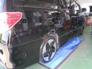 ヴェルファイア　タイヤ交換