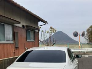 BMW 245/40R19 アドバン　db V552