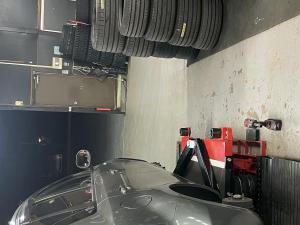 日産ノート　4本組替