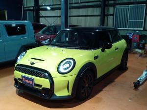 フリード　長久手サービスファクトリー