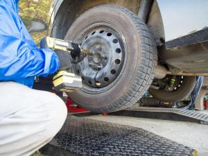 ホンダ ライフのタイヤ交換も丁寧確実な施工で安心安全な日常走行をサポート