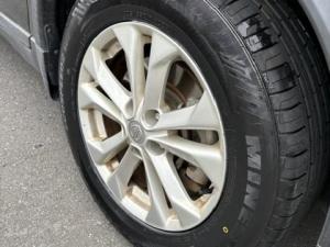 日産　エクストレイル　タイヤ交換