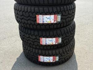 トヨタ　ハイラックスサーフ　タイヤ交換