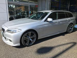 BMW 5シリーズ　20インチ取付！