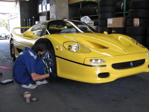 センターロツク車のタイヤ交換