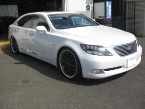LS600h  車検・タイヤ交換☆