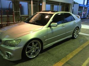 225/35R19