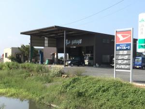 株式会社　ワイズガレージ