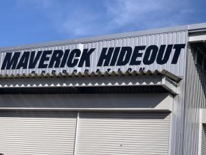 株式会社Maverick Hideout