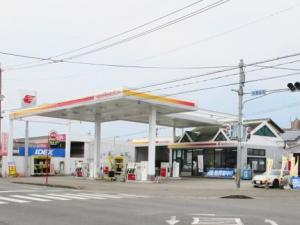 新光石油（株）坂の市SS