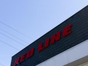 ＲＥＤ　ＬＩＮＥ